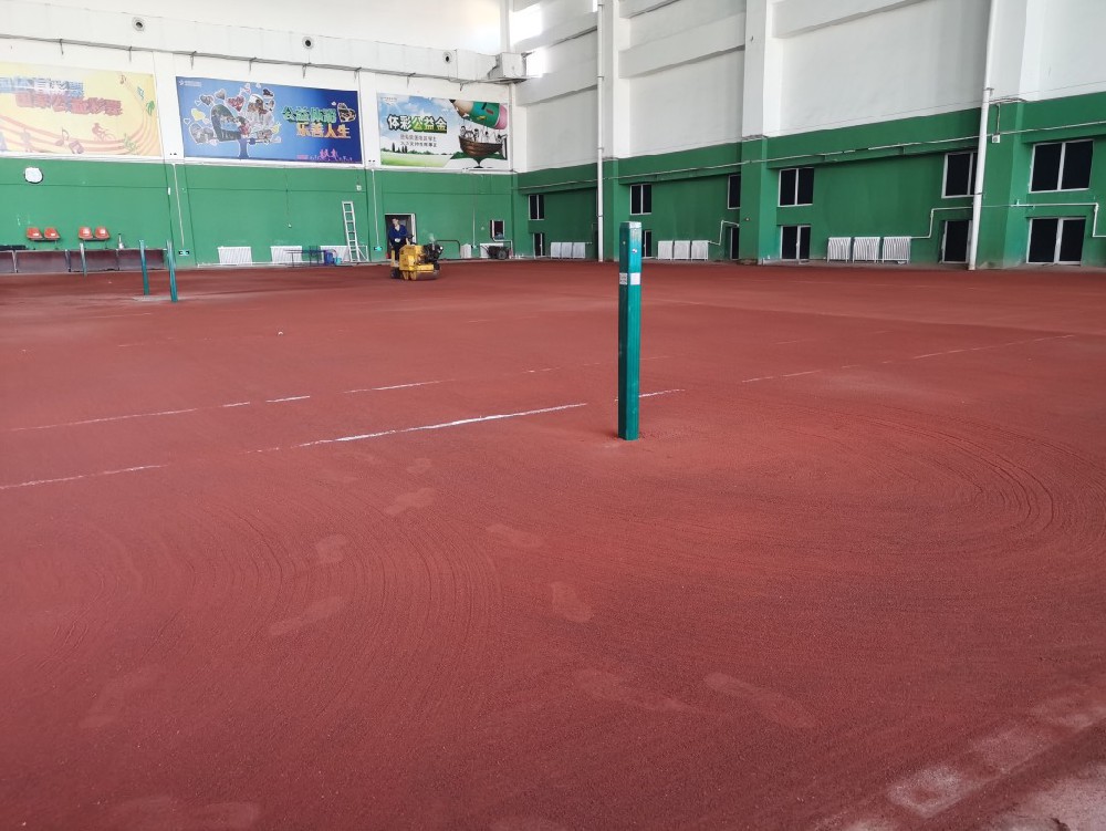 紅土網球場地永久線施工工藝